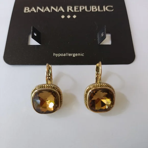 Banana Republic Factory Store Gold Tone Earrings With Amber Colored Crystal NWT - Picture 2 of 4